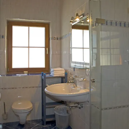 Haus Schroder * Зёлль