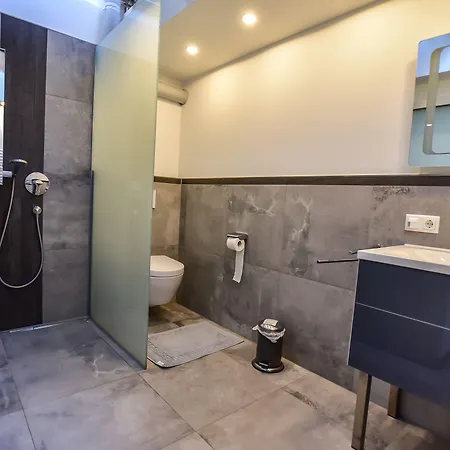 Apartment Haus Schroder *